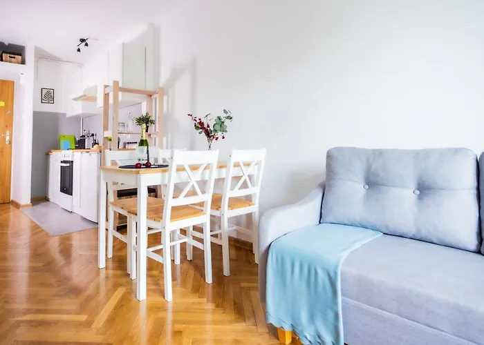 Super Apart Plac Dąbrowskiego 12